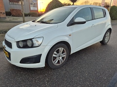 Chevrolet Aveo - 1.2 LT 205 Km -5.Deurs-Apk.24-03-26 Hatchback-Wit