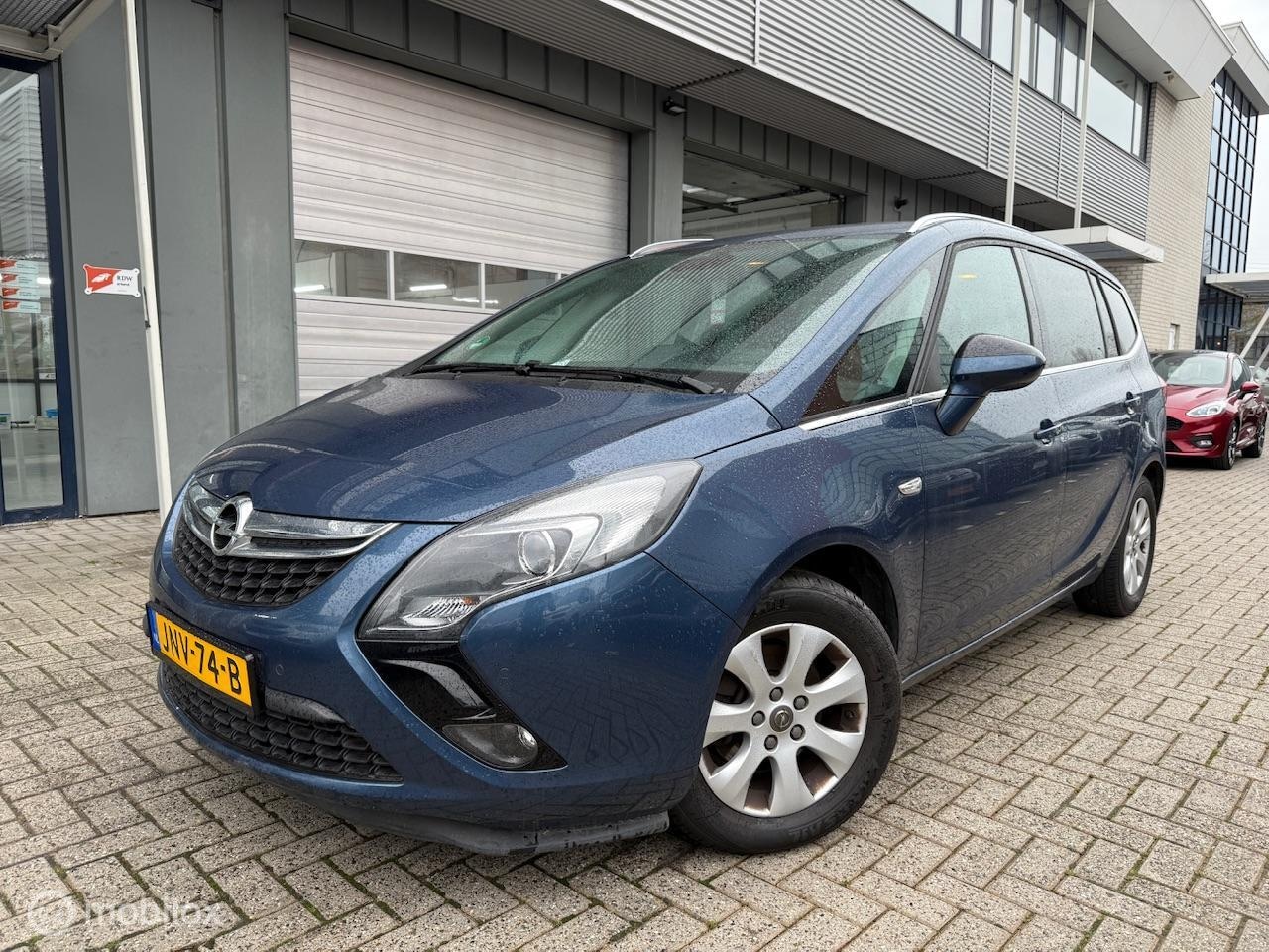 Opel Zafira - 1.4 BENZINE | 7 ZIT | NAVIGATIE | TREKHAAK - AutoWereld.nl