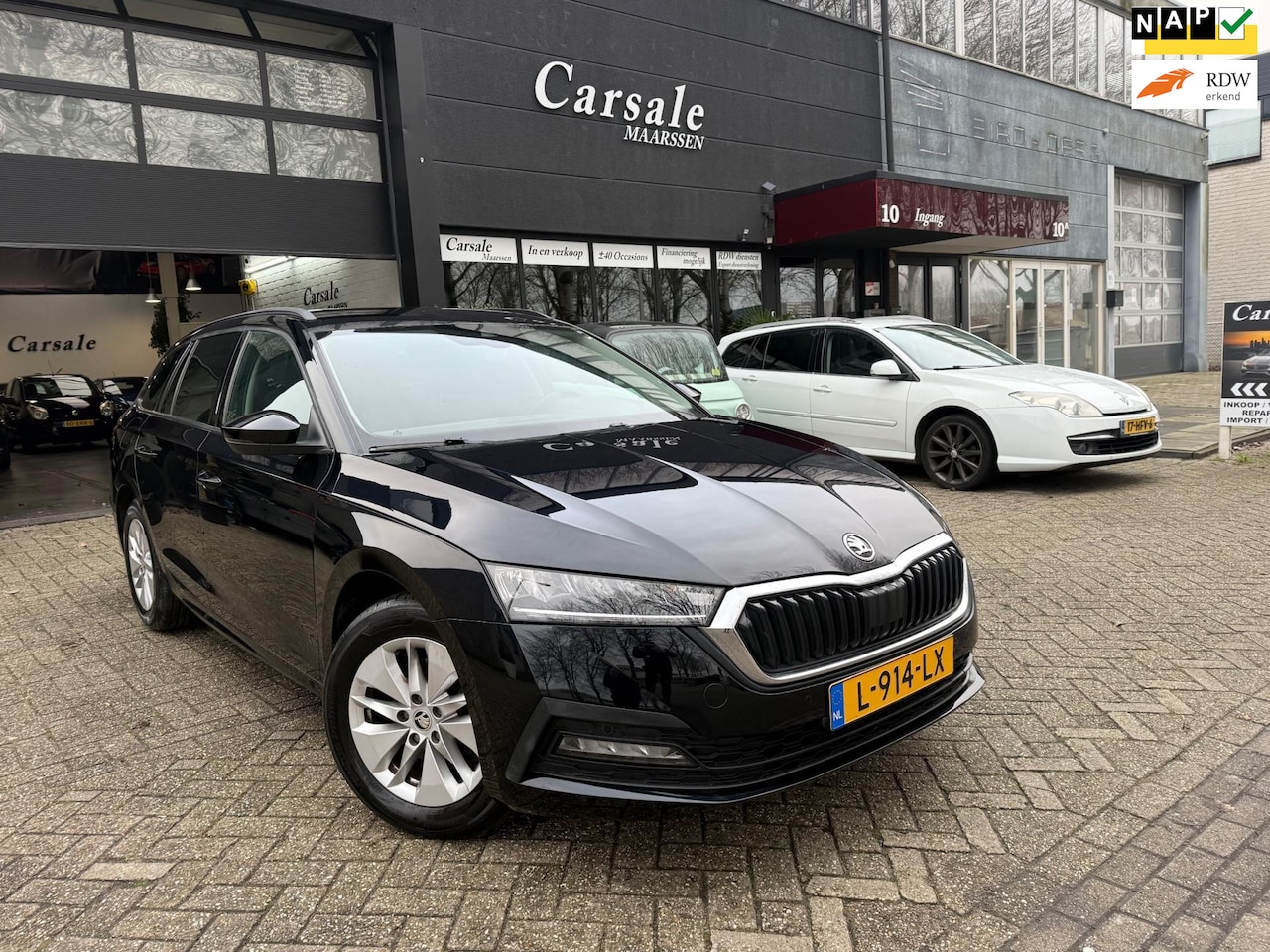 Skoda Octavia Combi - 1.0 e-TSI Ambition automaat - AutoWereld.nl