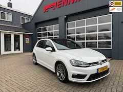 Volkswagen Golf - 1.4 TSI Highline 2x R-Line / Pano / LED / Cruise / Parelwit Mett