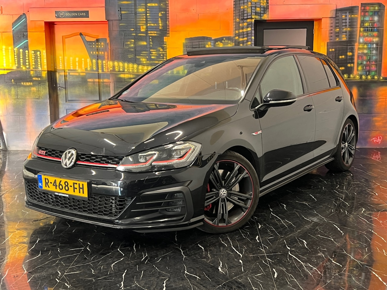 Volkswagen Golf - 2.0 TSI GTI Performance Pano|Standkachel|Camera - AutoWereld.nl