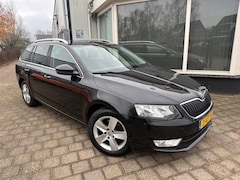 Skoda Octavia Combi - 1.6 TDI Greenline Businessline