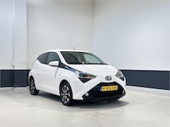 Toyota Aygo - 1.0 VVT-i x-joy Automaat | Apple Carplay/ Android auto | Camera | LM velgen |