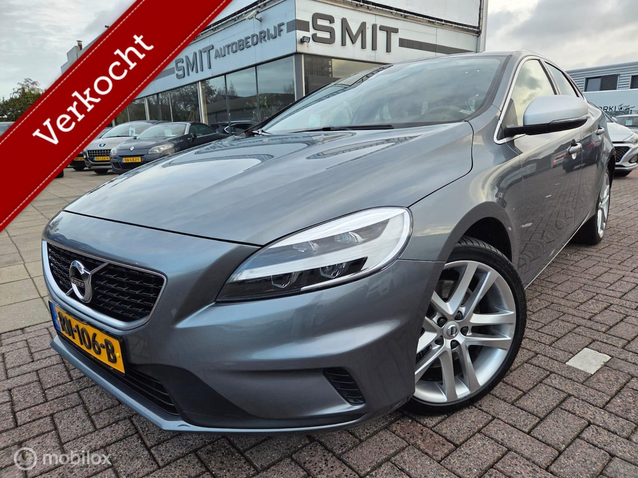 Volvo V40 - 2.0 D3 Business Sport|Eerste Eig|Trekhaak|NL Auto - AutoWereld.nl