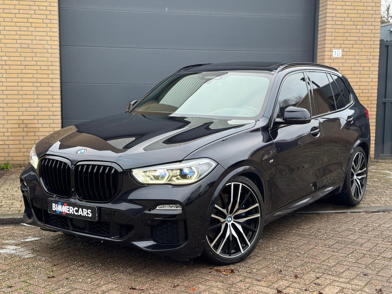 BMW X5 - XDrive45e High Executive Bowers/LASER/PANO/MASSAGE/SKY - AutoWereld.nl