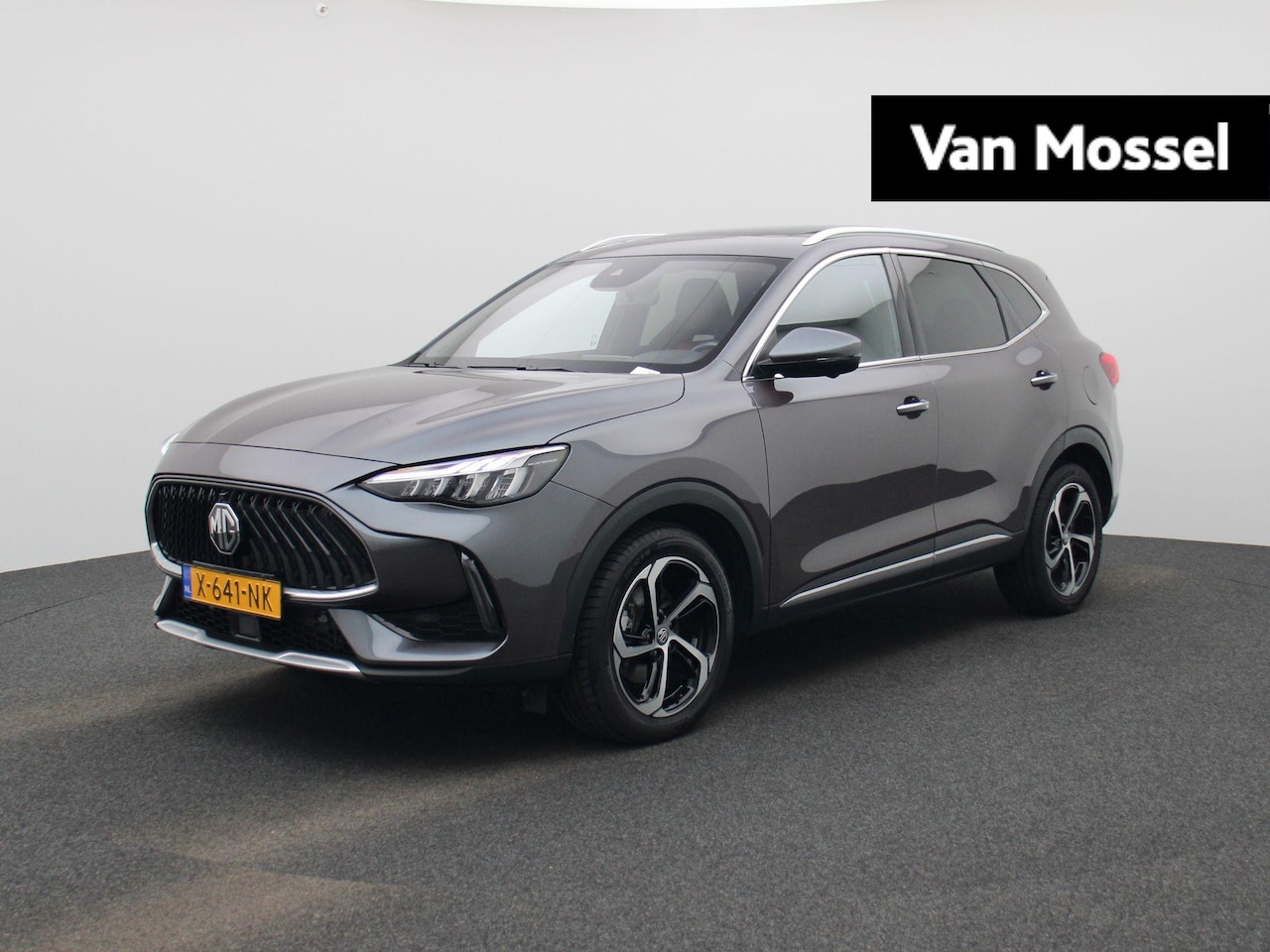MG EHS - 1.5 TGDI PHEV Aut. Luxury | Panoramadak | Leder | Navi | Led Sfeerlicht | CarPlay | 360 Ca - AutoWereld.nl