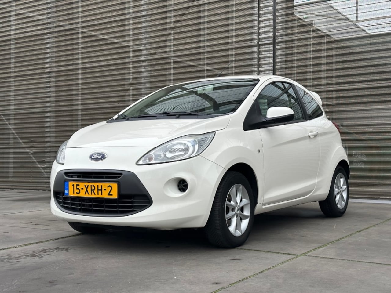 Ford Ka - 1.2 COOL en SOUND S/S AIRCO/LM VELGEN !! - AutoWereld.nl