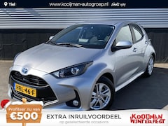 Toyota Yaris - 1.5 Hybrid Business Plus Parkeersensoren voor + achter, Stoelverwarming, Apple carplay en/