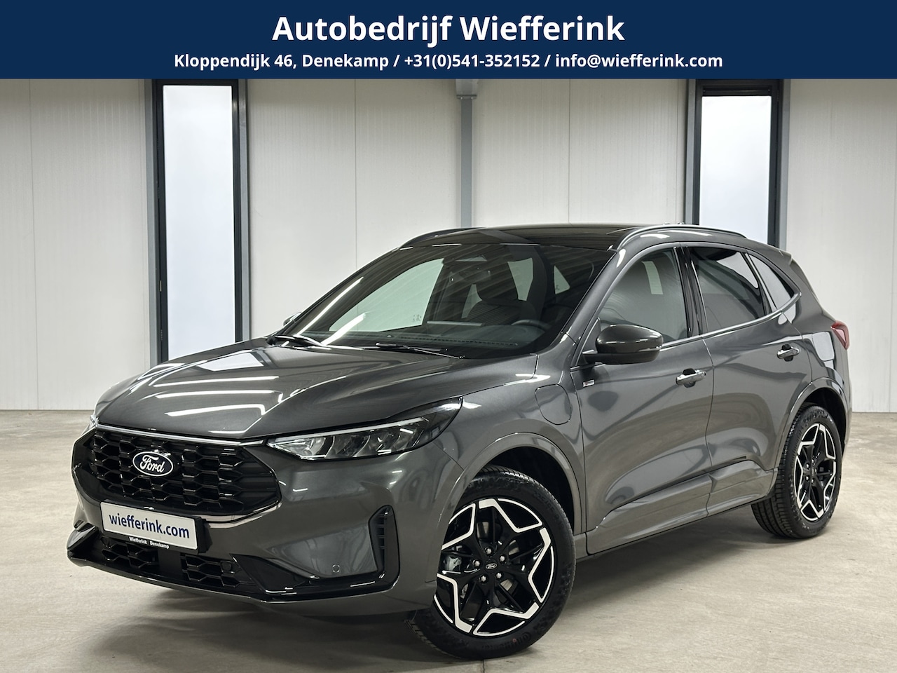 Ford Kuga - 2.5 PHEV ST-Line 243pk | Elek. Panodak | Elek. Trekhaak | Winter-pakket | 19" | - AutoWereld.nl