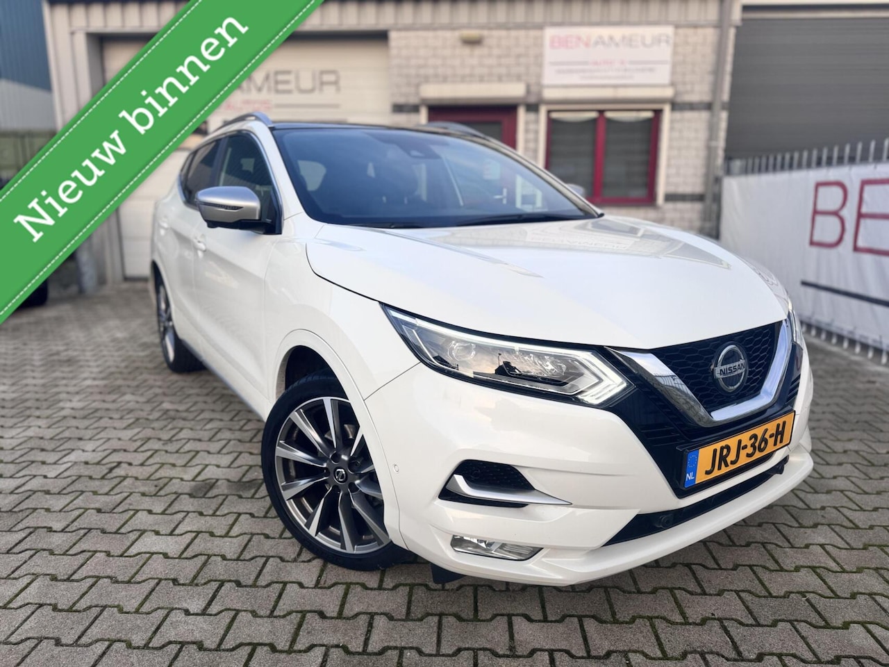 Nissan Qashqai - 1.3 DIG-T Tekna + Pano/ Navi/ ProPilot Assist - AutoWereld.nl