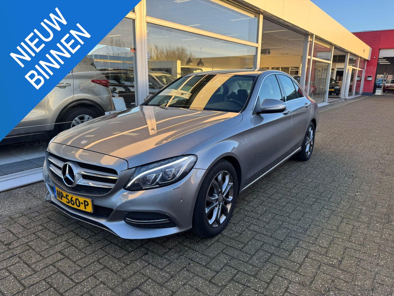 Mercedes-Benz C-klasse - 180 Ambition | 2e eigenaar | Automaat | Airco | Navigatie | Cruise control | Elektrische r - AutoWereld.nl