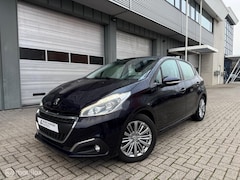 Peugeot 208 - SIGNATURE | NAVIGATIE | NIEUWE APK | 5DR