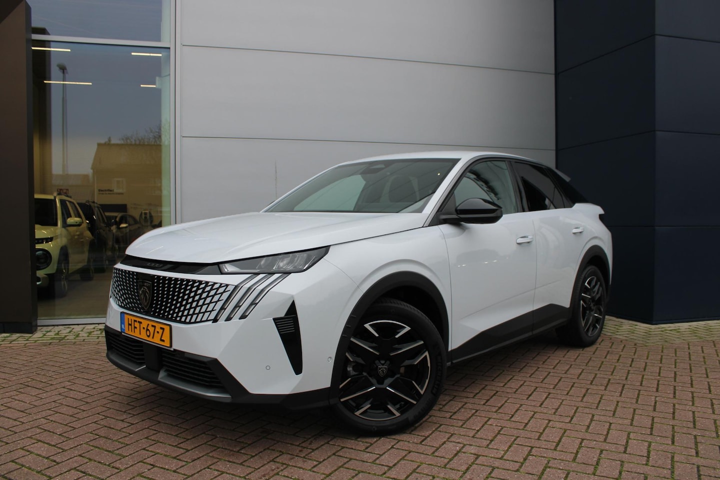 Peugeot 3008 - 1.2 Hybrid 145 Allure Automaat Airco Navi 360 Camera 8.639km Fabrieksgarantie - AutoWereld.nl