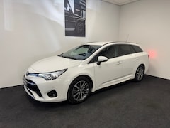 Toyota Avensis Touring Sports - 1.8 VVT-i SkyView Edition