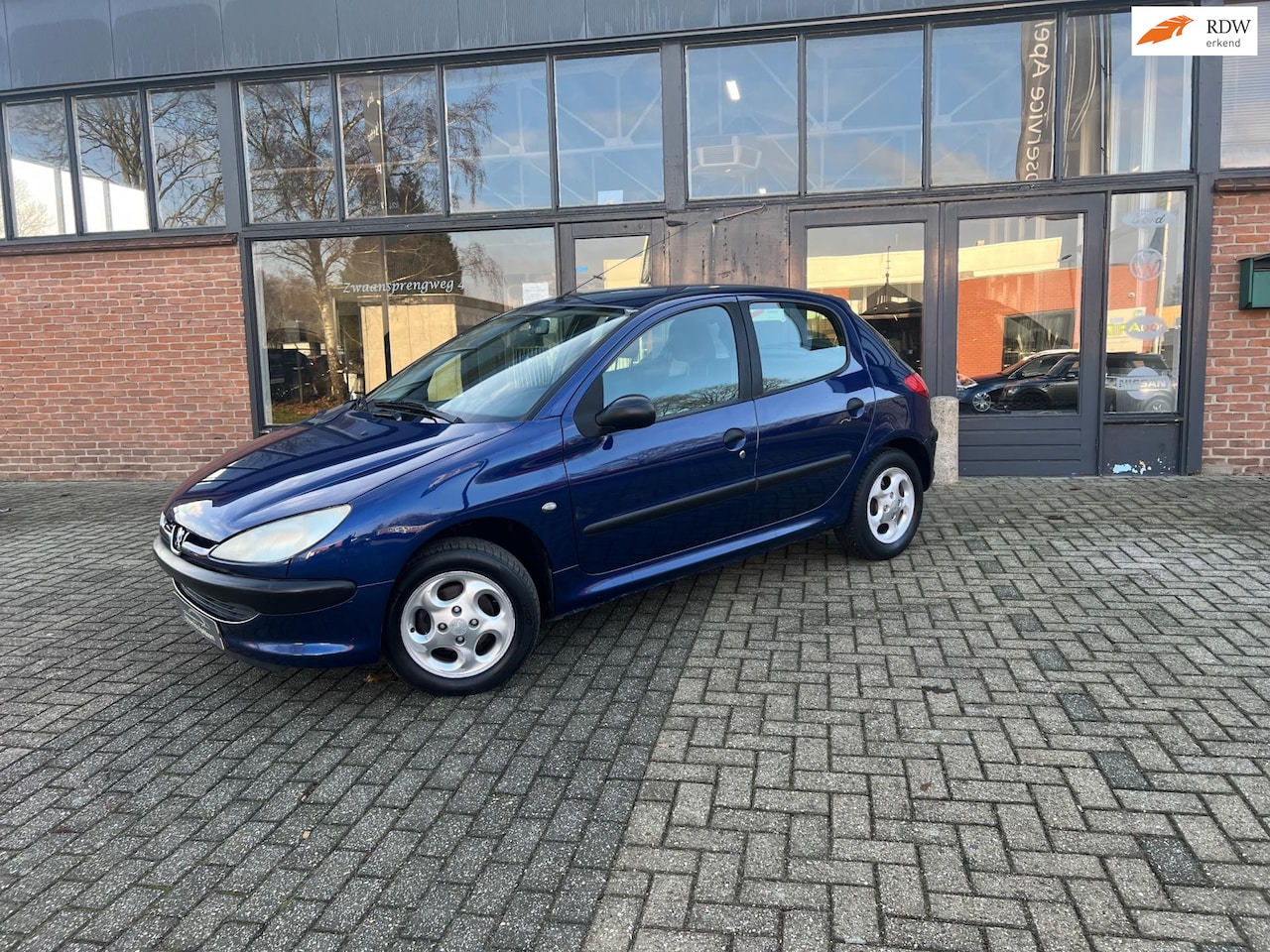 Peugeot 206 - 1.4 XR 1.4 XR, Voljaar apk - AutoWereld.nl