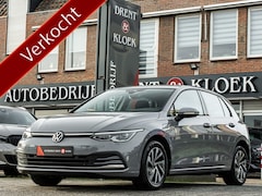 Volkswagen Golf - 1.4 eHybrid Style ELEK STOEL IQ LIGHT DODEHOEK APPLE CARPLAY
