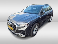 Audi Q3 - 35 TFSI Pro Line 3x S-Line / Navigatie / Half leder / 18'' / LED Koplampen / Parkeerhulp a
