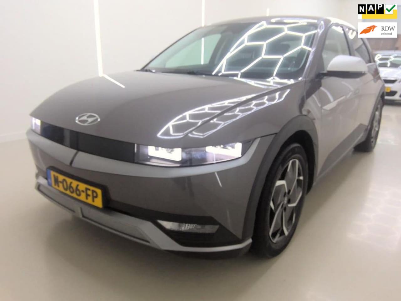 Hyundai IONIQ 5 - Style 73kWh | SOH ?% | Warmtepomp | Elektrische Achterklep | Cruise Control | Camera | 1e - AutoWereld.nl