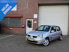 Renault Clio - 1.2-16V Authentique Comfort NAP 1e eigenaar Airco APK