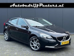 Volvo V40 - 2.0 T2 Ocean Race Leder Navi Cruise PDC Trekhaak