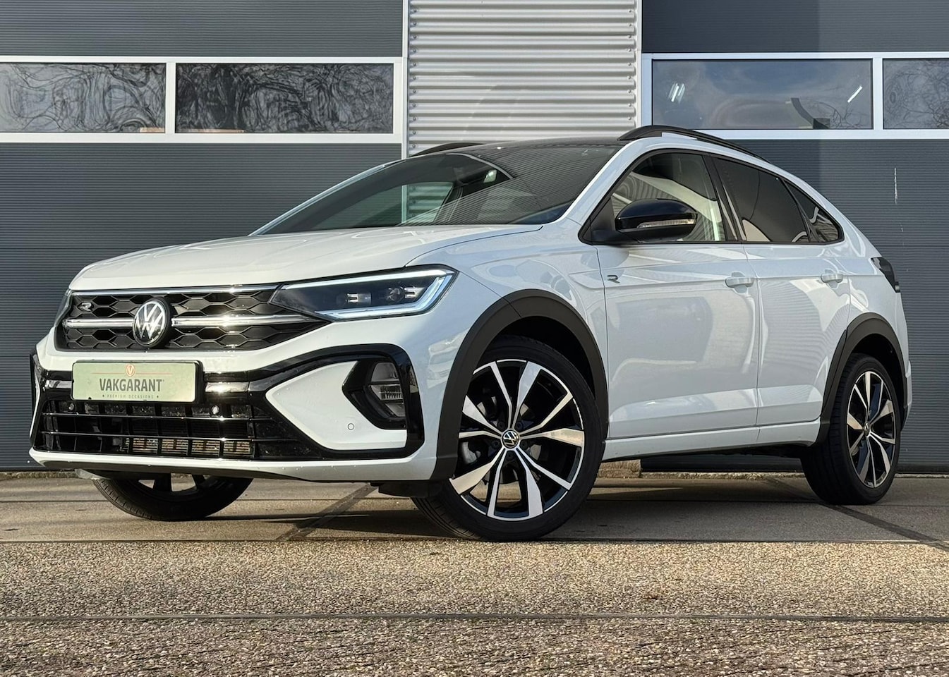 Volkswagen Taigo - 1.0 TSI R-Line |Camera |Virtual display |Keyless |Stoelverw. |ACC - AutoWereld.nl