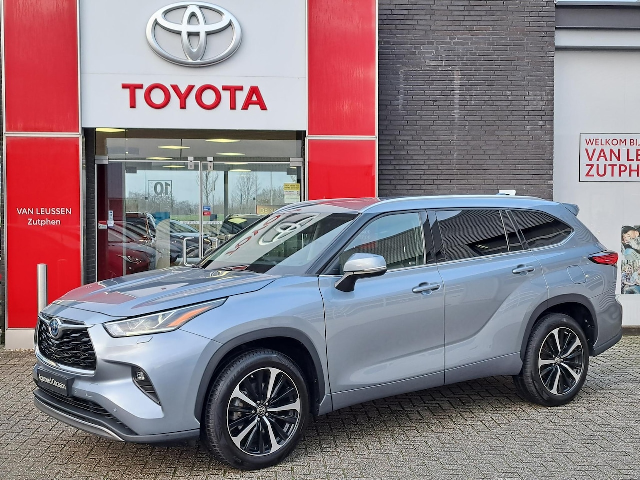 Toyota Highlander - 2.5 HYBRID AWD PREMIUM LEER STOELVERWARMING PDC 360 CAMERA 20'' LM-VELGEN NAVI GEHEUGEN EL - AutoWereld.nl