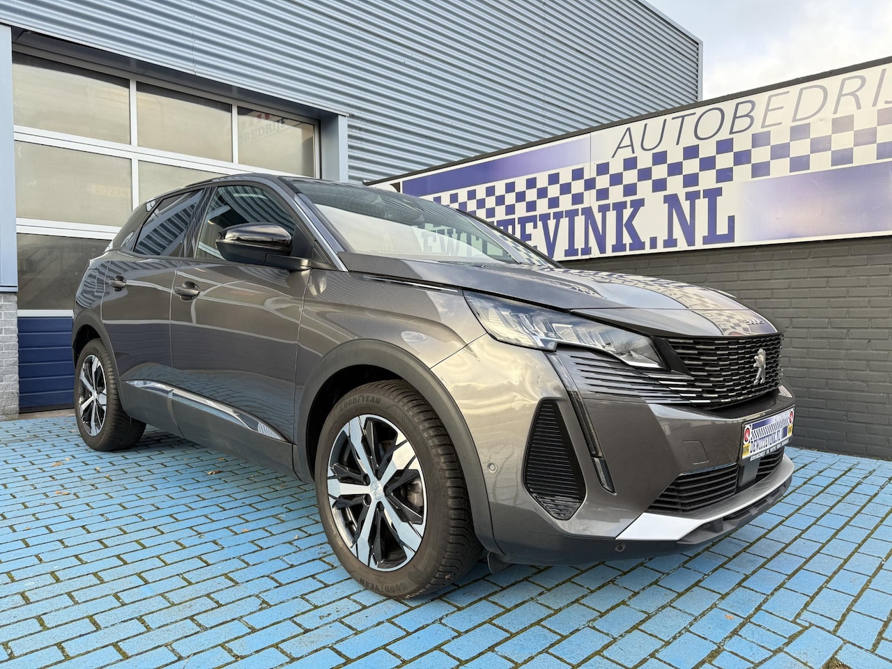 Peugeot 3008 - 1.2 Allure Pack CRUISE APPLE STOELVERW. P-CAM - AutoWereld.nl