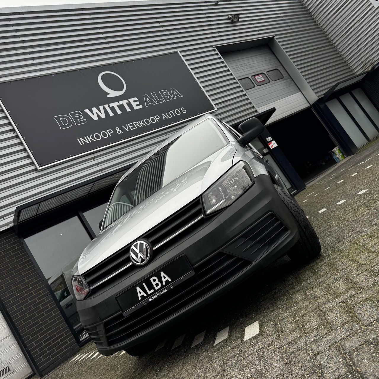 Volkswagen Caddy - 2.0 TDI L1H1 BMT Comfortline TREKHAAK/ LEER - AutoWereld.nl