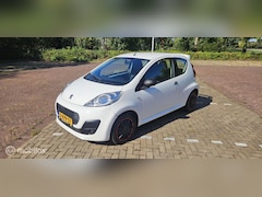 Peugeot 107 - 1.0-12V XR