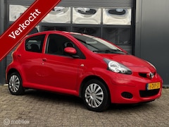 Toyota Aygo - 1.0-12V Access| 5 deurs | nieuwe apk | zuinig