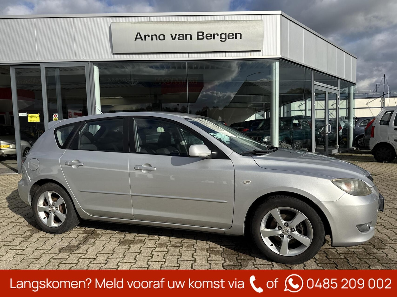 Mazda 3 - 1.6 S-VT Touring 1.6 S-VT Touring, airco, parkeersensor, achterspoiler, lm-velgen, mistlampen, nette auto ! - AutoWereld.nl