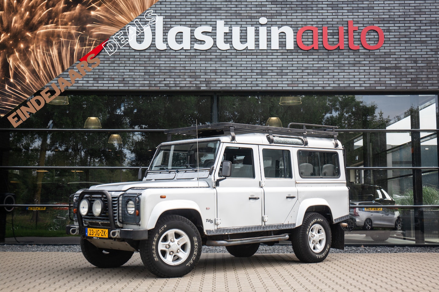 Land Rover Defender 110 - 2.5 Td5 County , 9 Persoons!, Origineel NL, Trekhaak - AutoWereld.nl