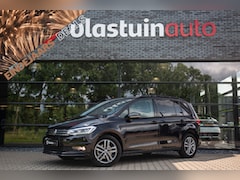 Volkswagen Touran - 1.5 TSI Comfortline Business 7p , 7 persoons, Camera, Adaptive cruise,