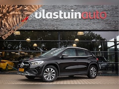 Mercedes-Benz GLA-Klasse - 250 e Business Solution AMG Limited , Trekhaak, Camera, Voorstoelen verwarmd, Cruise contr