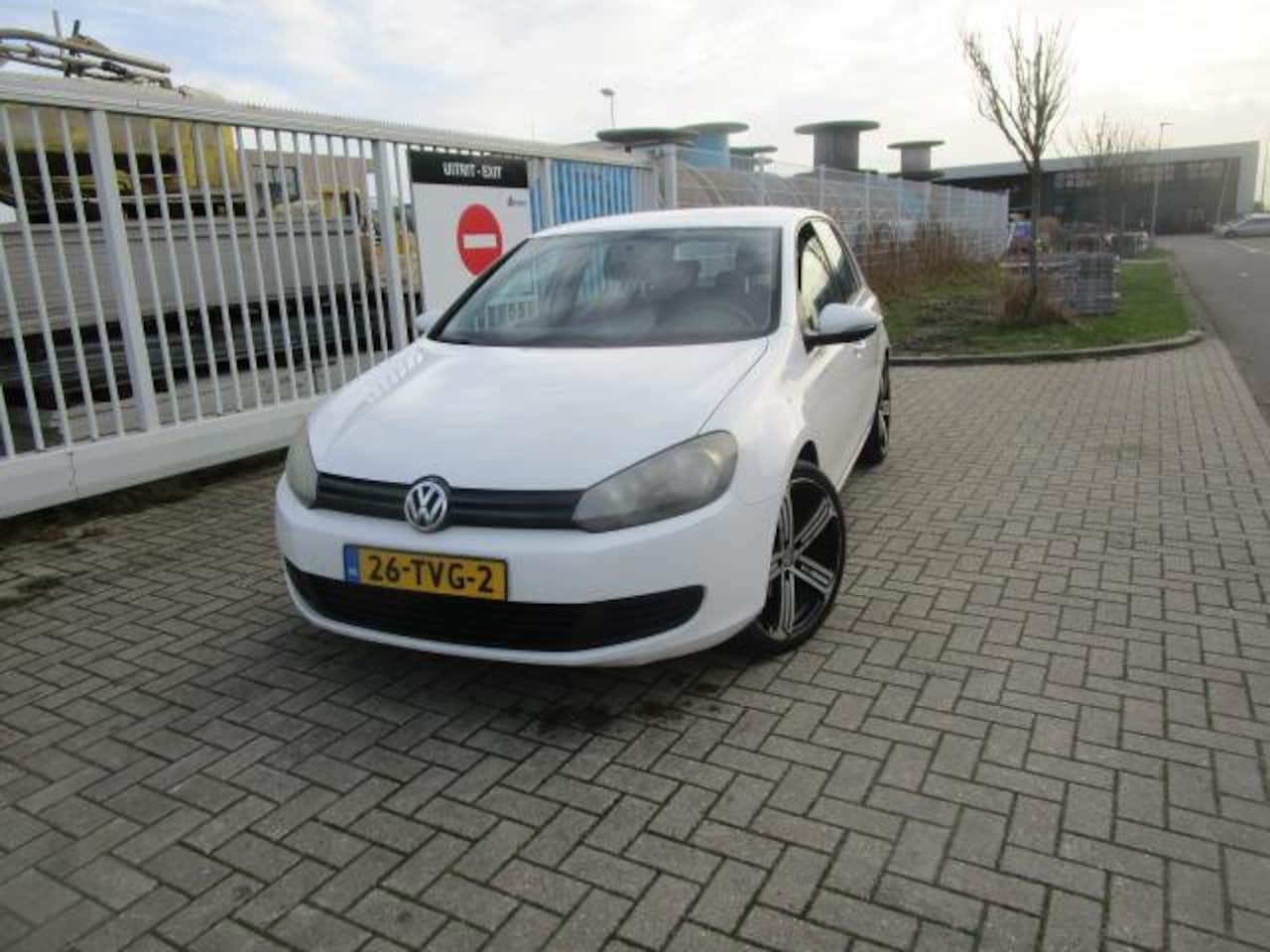 Volkswagen Golf - 1.6 TDI Trendline BlueMotion 1.6 TDI Trendline BlueMotion - AutoWereld.nl
