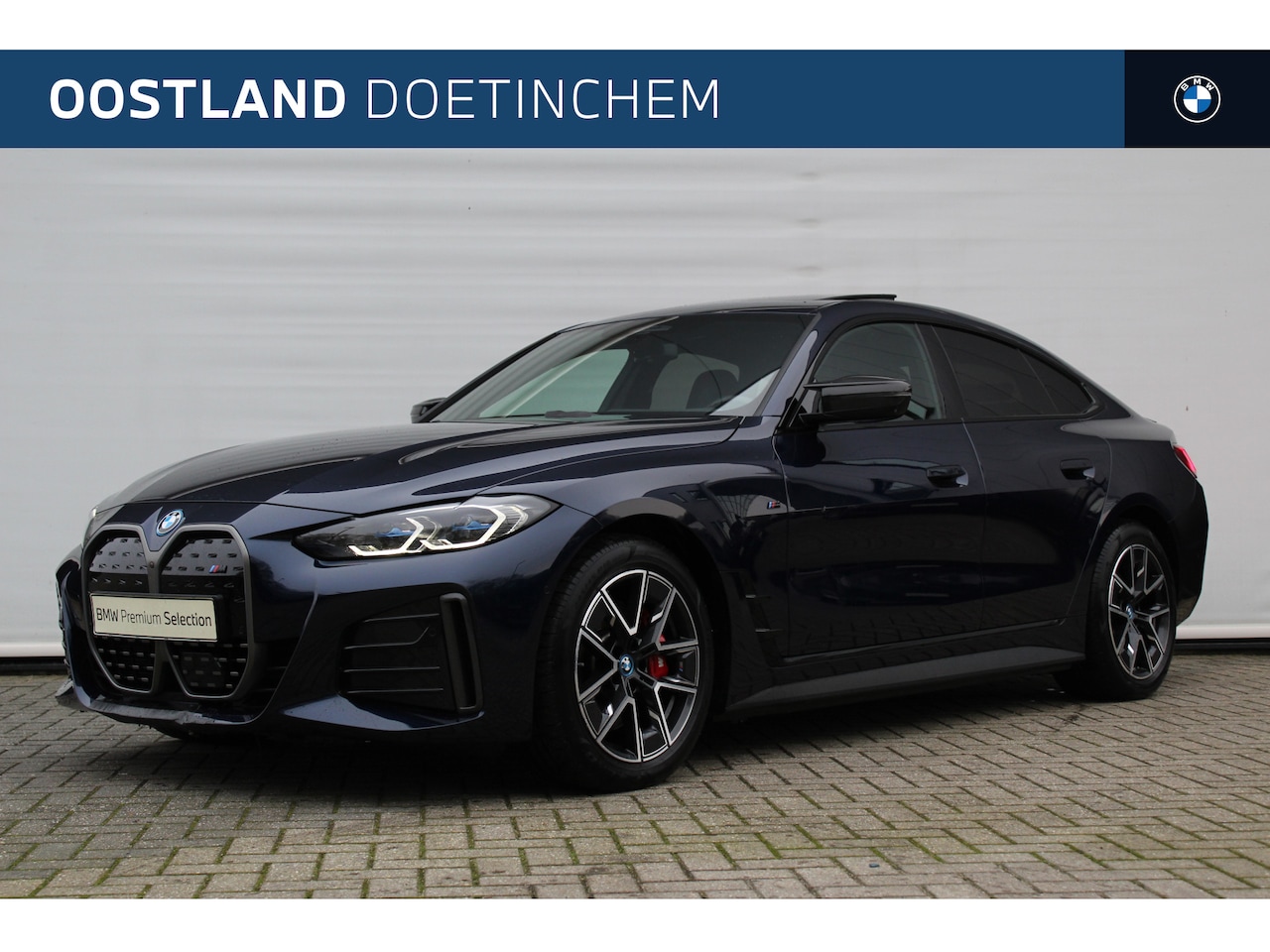 BMW i4 - M50 High Executive / Schuif-kanteldak / Trekhaak / M Sportstoelen / Laserlight / Adaptief - AutoWereld.nl