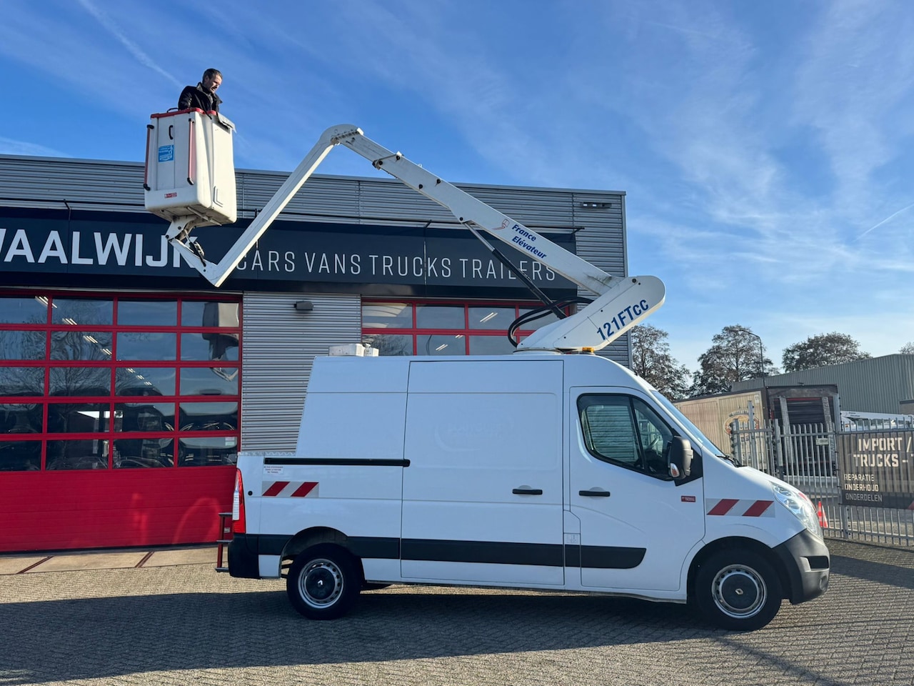 Renault Master - 1147 hours - AutoWereld.nl