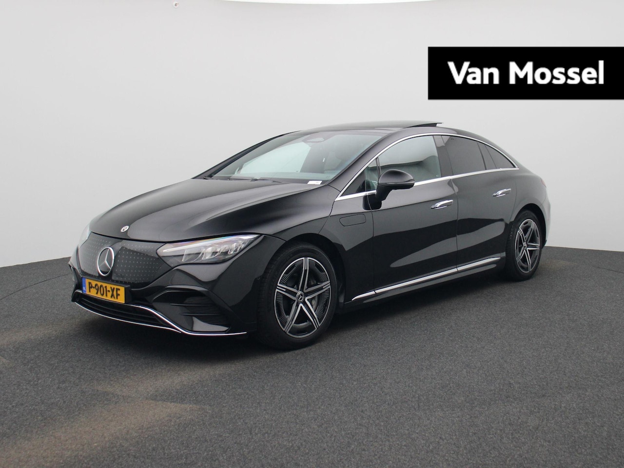 Mercedes-Benz EQE - 350+ AMG Line 91 kWh | Burmeister Audio | Panoramadak | Sfeerverlichting | Camera | Stoelv - AutoWereld.nl