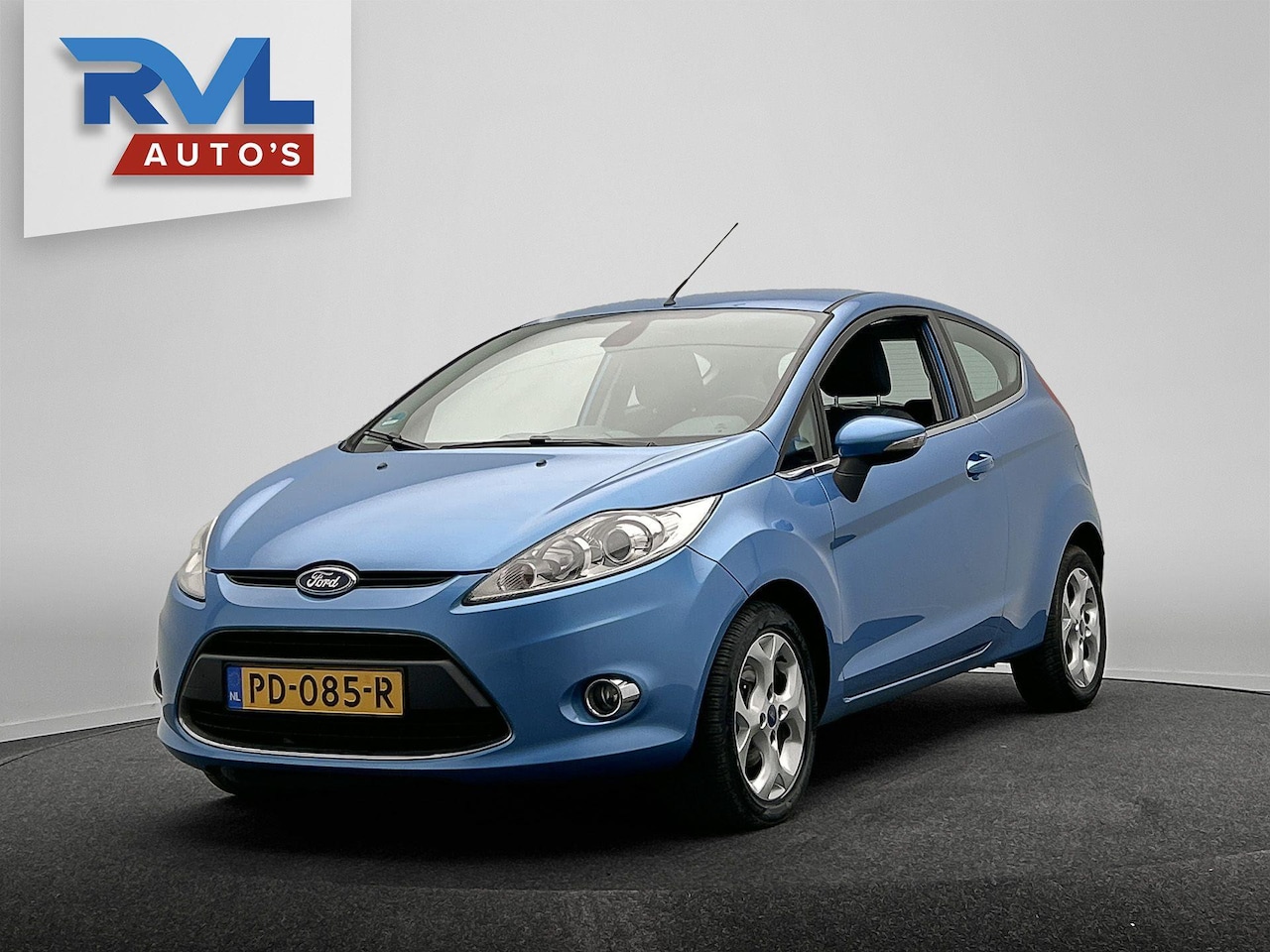 Ford Fiesta - 1.4 Titanium Keyless Entry Lichtmetaal 15 Inch Airco Climate - AutoWereld.nl
