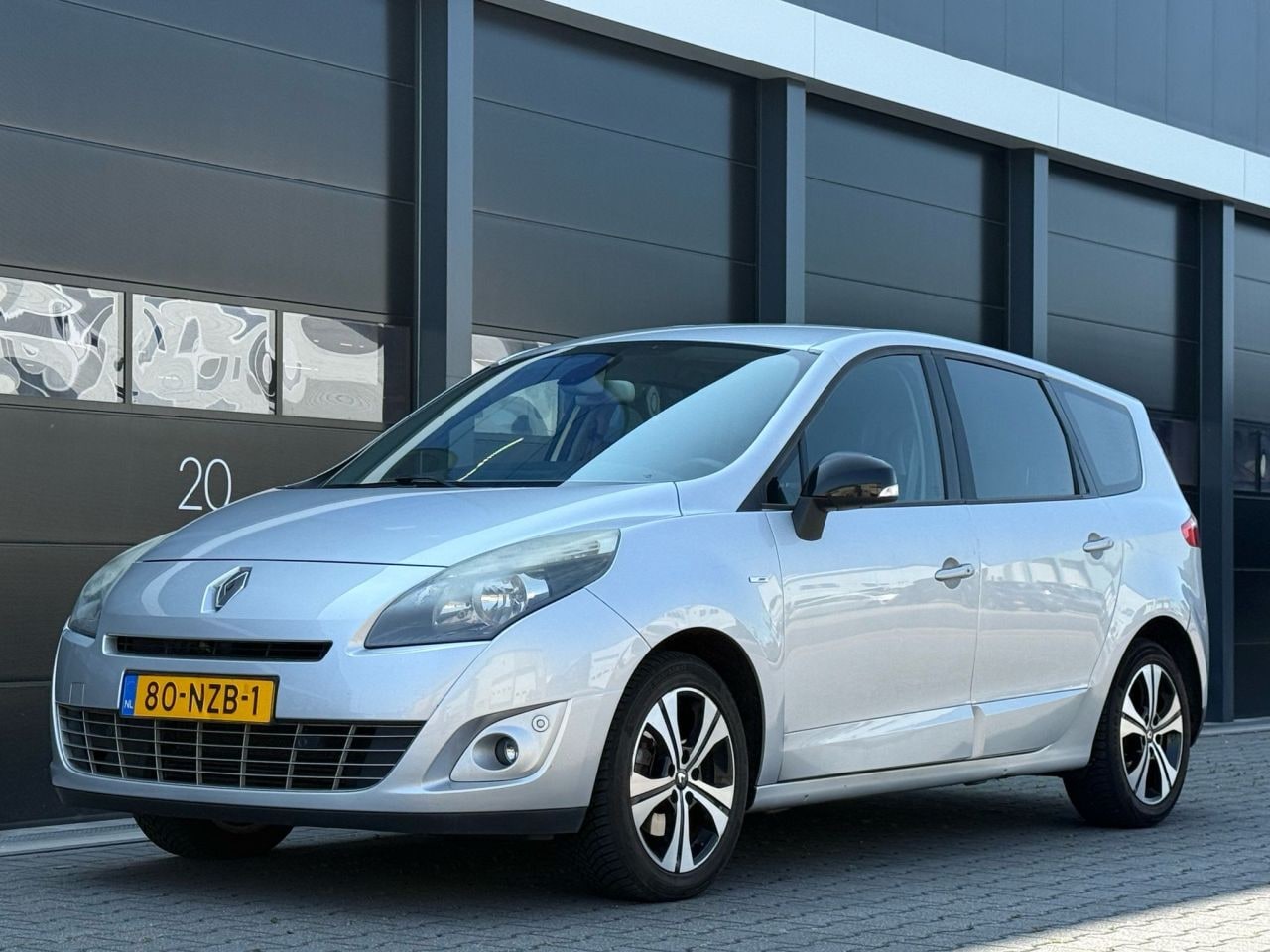 Renault Grand Scénic - 1.4 TCe Bose Navi Clima PDC - AutoWereld.nl