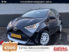 Toyota Aygo - 1.0 VVT-i x-play Automaat, Apple Carplay en/of Android auto Navigatie, Achteruitrijcamera,