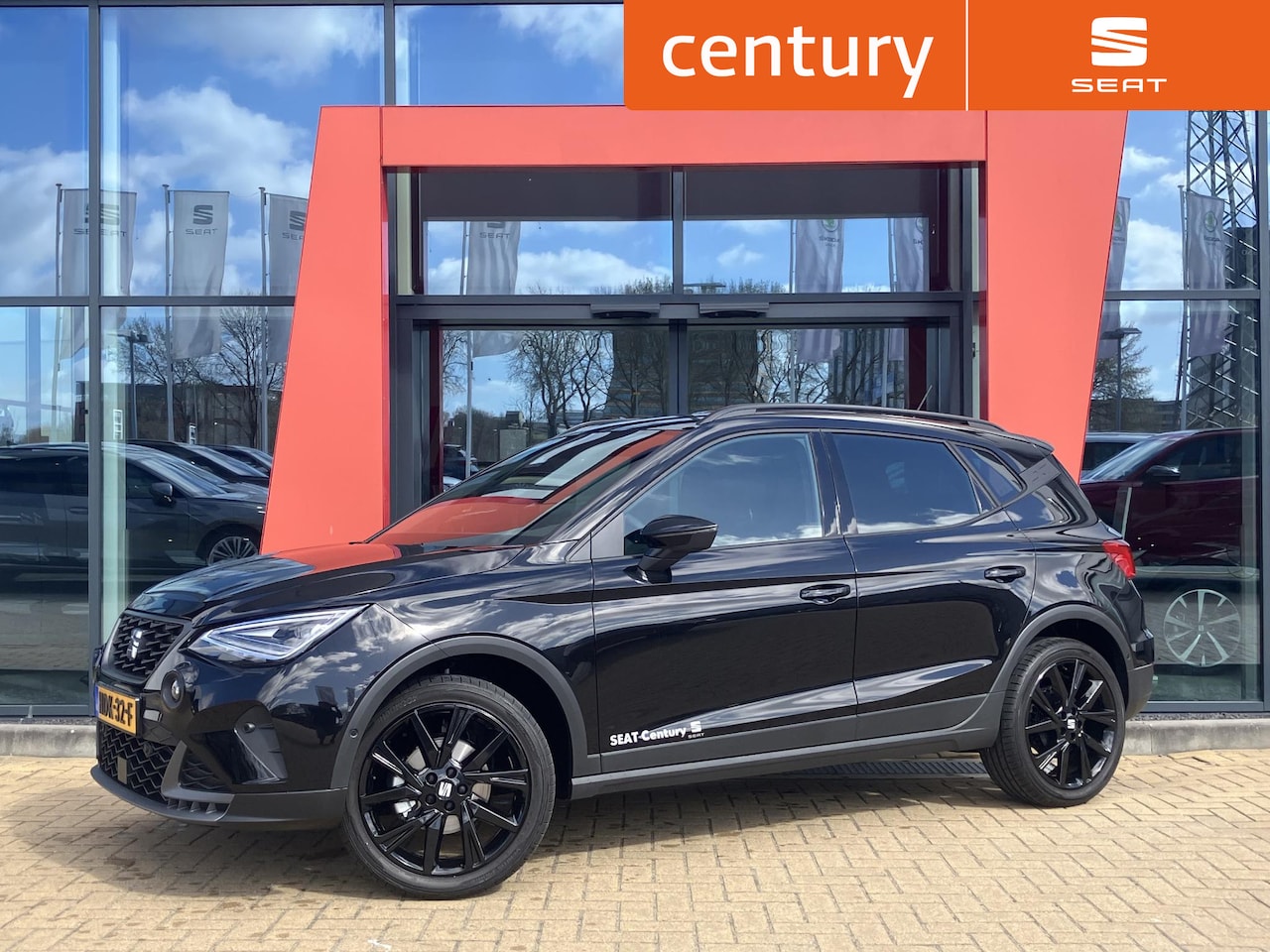 SEAT Arona - FR Business Connect 1.0 70 kW / 95 pk EcoTSI SUV 5 - AutoWereld.nl