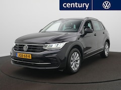 Volkswagen Tiguan - 1.4 TSI eHybrid Life Business+ / Adaptive Cruise / Climate / CarPlay