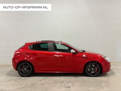 Alfa Romeo Giulietta - 2.0 JTDm Distinctive Leer Pano Automaat
