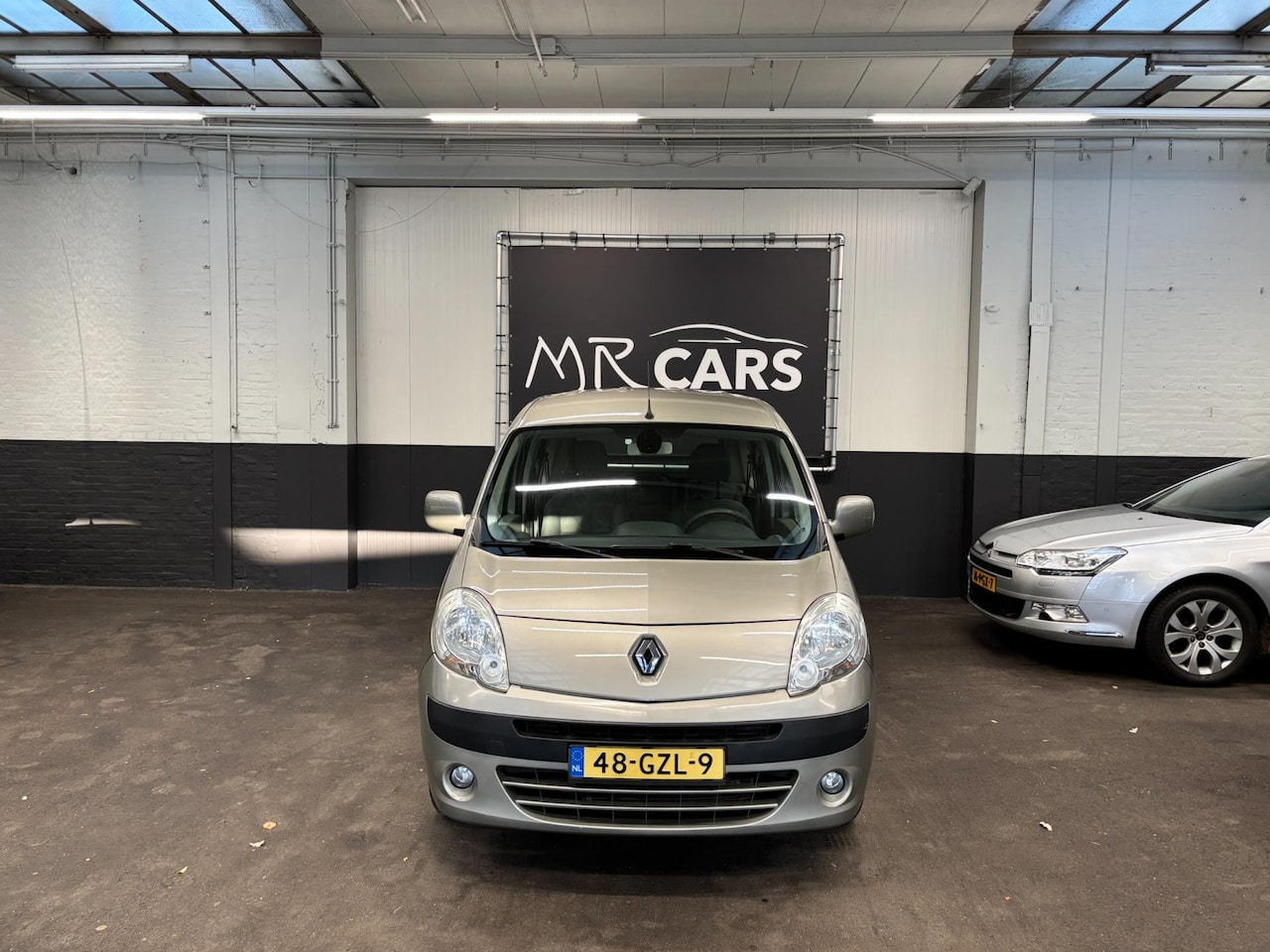 Renault Kangoo Family - 1.6-16V Expression Airco - AutoWereld.nl