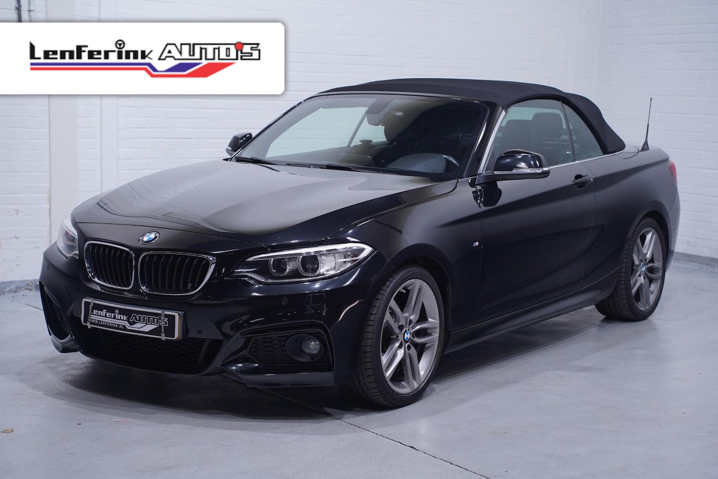 BMW 2-serie Cabrio - 218d High Executive Leder Navi Camera Bi-Xenon PDC v+a Stoelverwarming - AutoWereld.nl