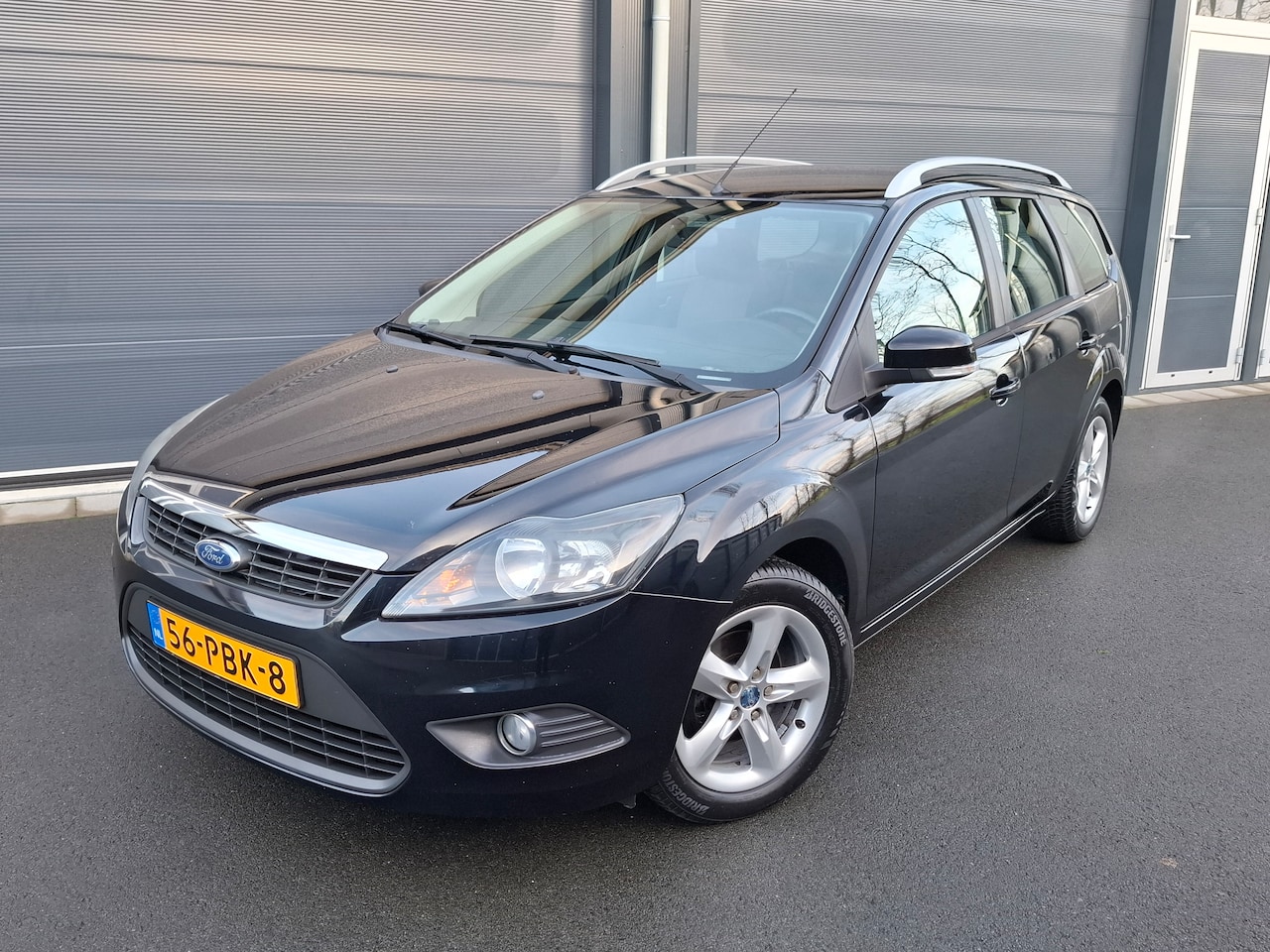 Ford Focus Wagon - 1.6 Comfort - AutoWereld.nl