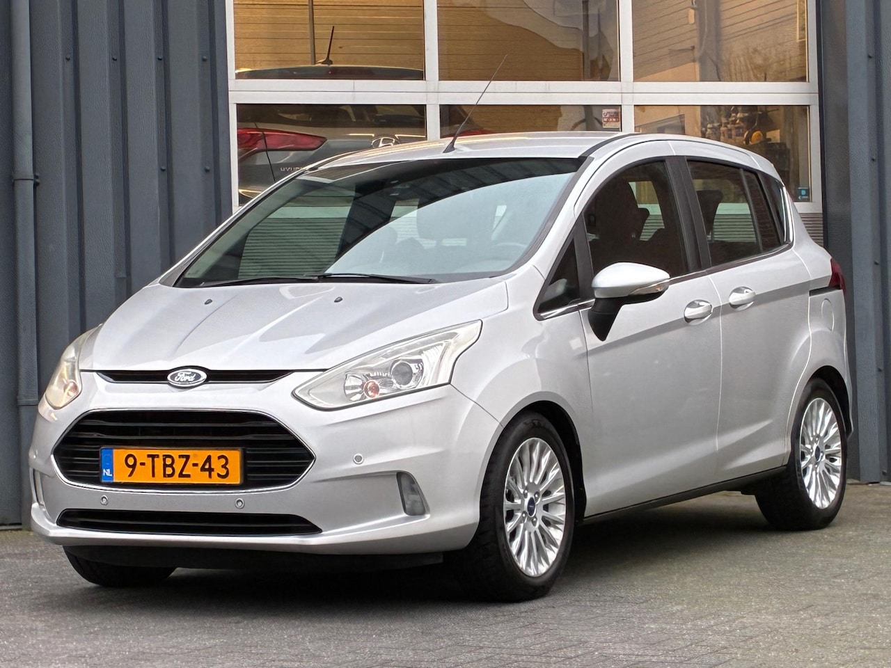Ford B-Max - 1.0 EcoBoost Titanium Clima Navi Trekhaak - AutoWereld.nl