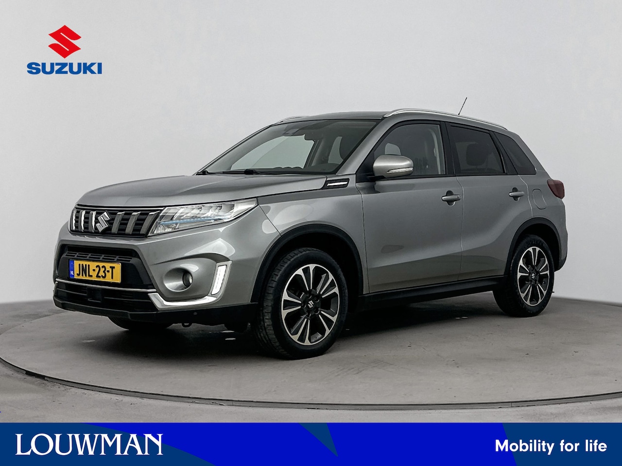 Suzuki Vitara - 1.4 Boosterjet Style Smart Hybrid Carplay | Metaallak | Stoelverwarming | Parkeercamera | - AutoWereld.nl