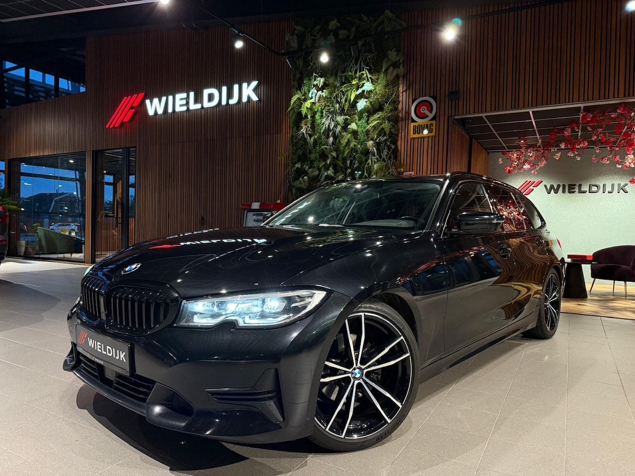 BMW 3-serie Touring - 320d High Executive Pano schuif trekhaak - AutoWereld.nl